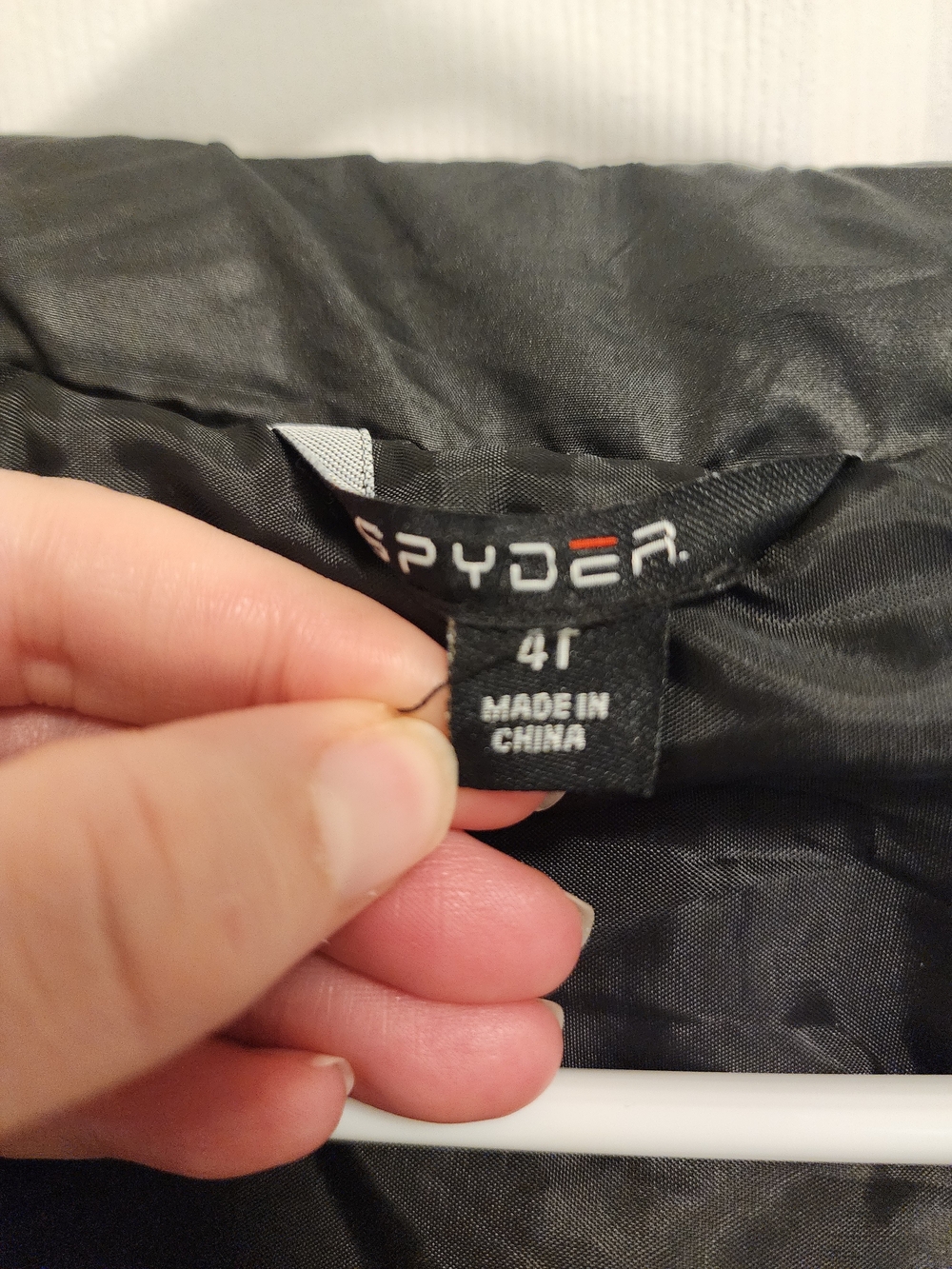 Spyder -Puffer Vest -4T - Picture 10 of 11